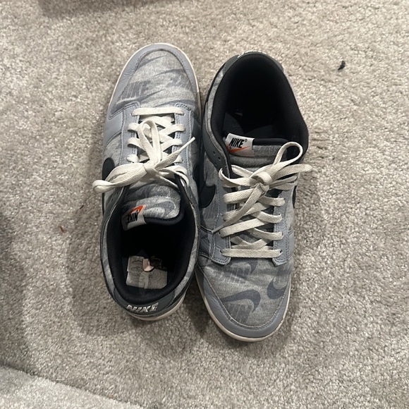 Used - Picture 3 of 3